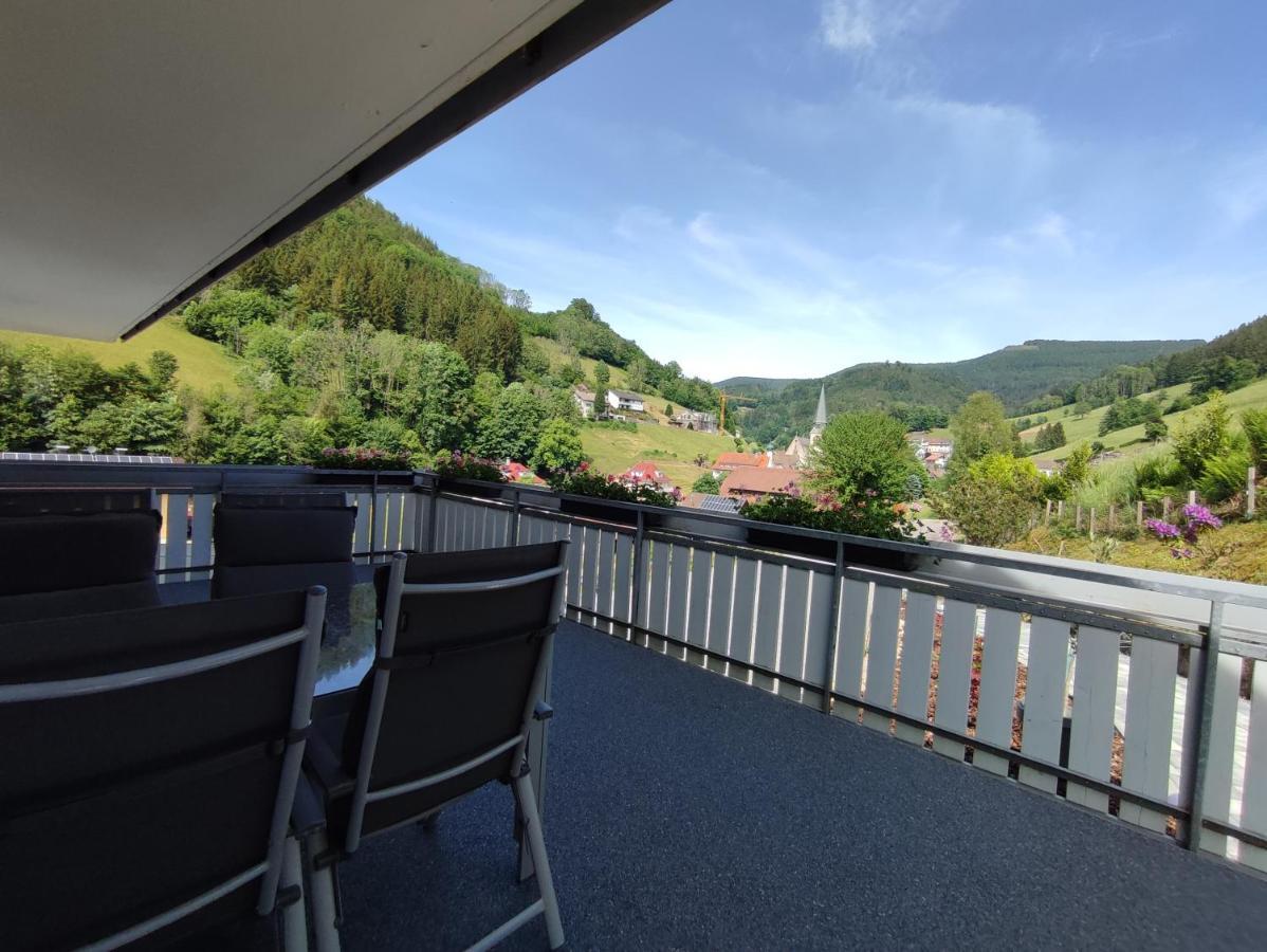 Steepleview House, Schwarzwaldblick Apartment - Spacious & Peaceful Bad Peterstal-Griesbach Exteriör bild